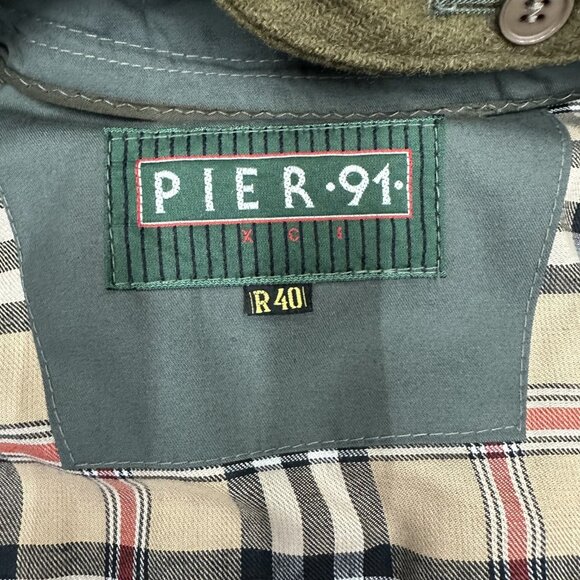 Vintage Trench Coat Made In Poland R40 Zip Out Liner Removal Collar Wool Collar - Picture 6 of 6